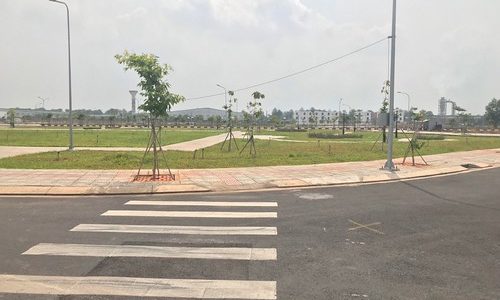 Cần bán lô đất cách mặt tiền đường Tăng Nhơn Phú Quận 9