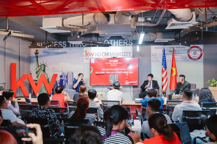 Các chuyên gia dự báo sẽ phải mất từ 1,5 -2 năm để thị trường BĐS trở về lại trạng thái tăng trưởng tich cực và đạt trạng thái cao điểm giao dịch trước đó